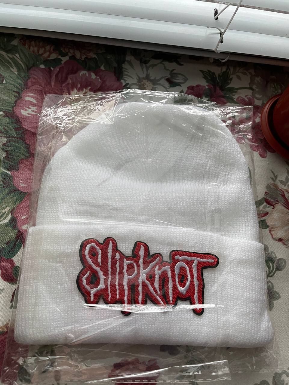 Шапка новая белая Slipknot