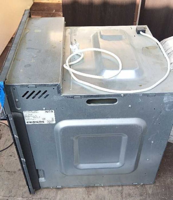 Piekarnik elektryczny do zabudowy AMICA EBI8562