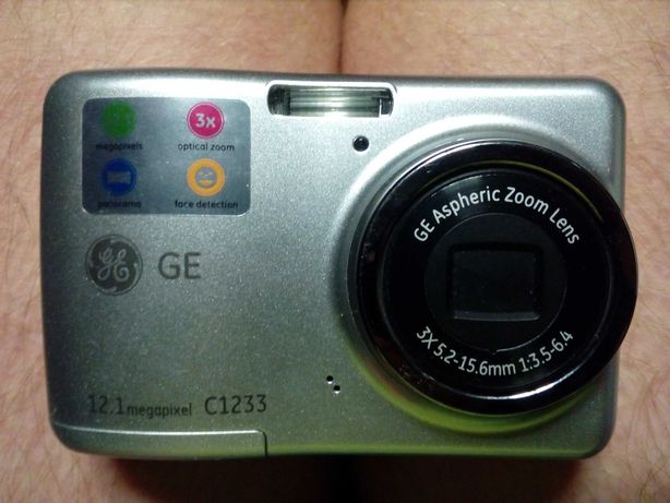 Продам фотоаппарат GE C1233
