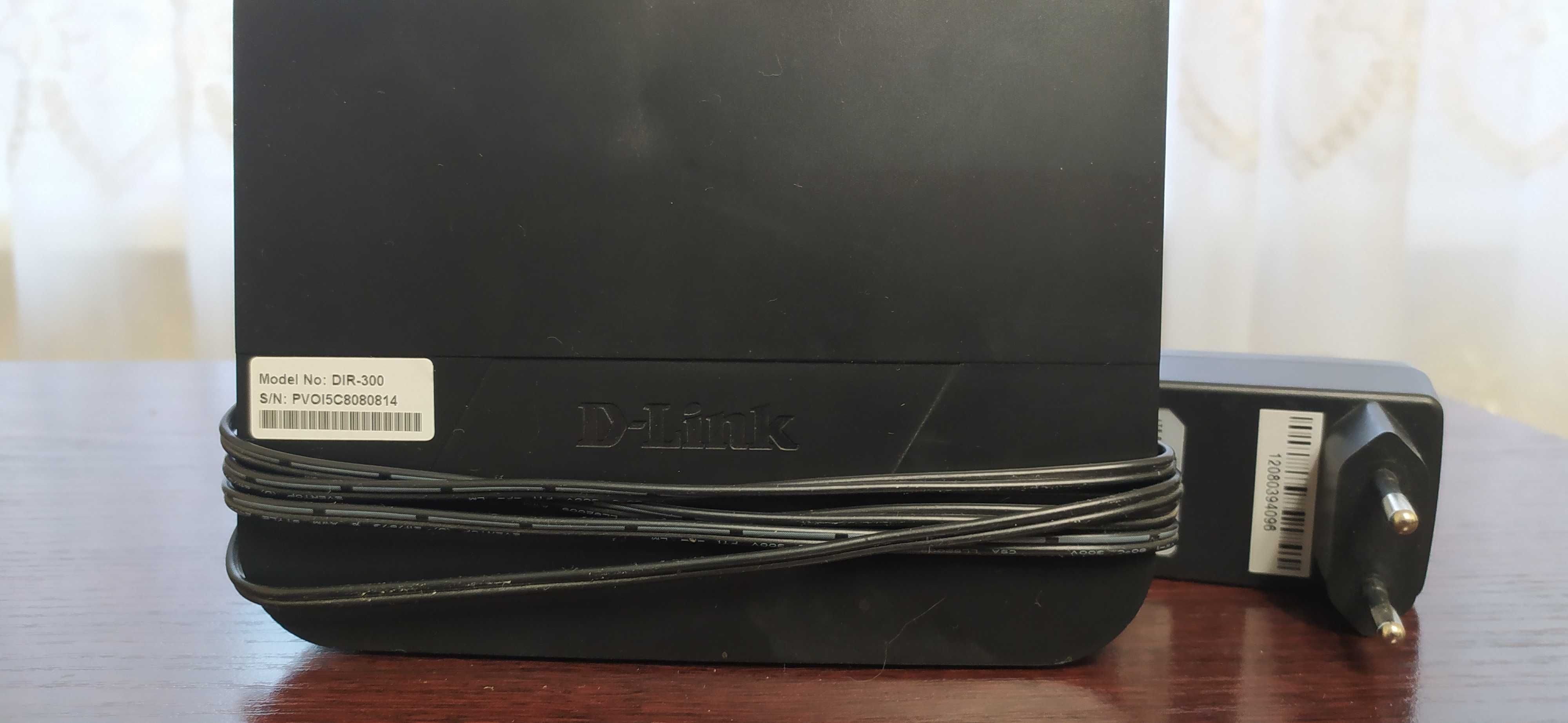 Домашняя сеть - роутер D-Link DIR-300 и марш-торTP-Link TL-SF1005D