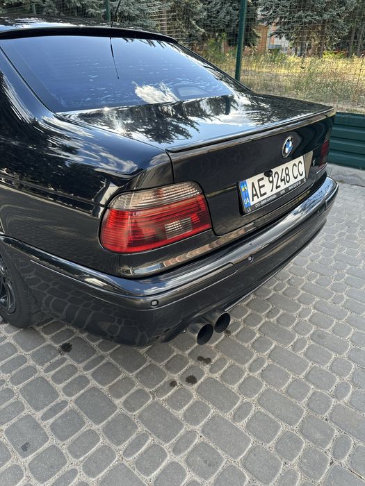 Bmw e39 3.5 v8 автомат