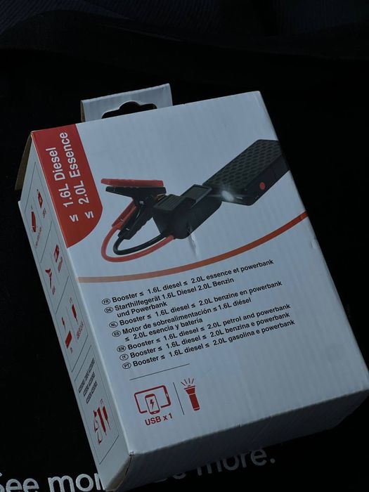 NOVO Booster 400 12 V - 8000 mAh/400 A
