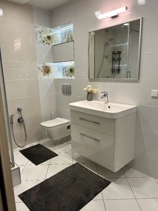 Ціну знижено! Продається двохкімнатна квартира по вул. Дашкевича,3.