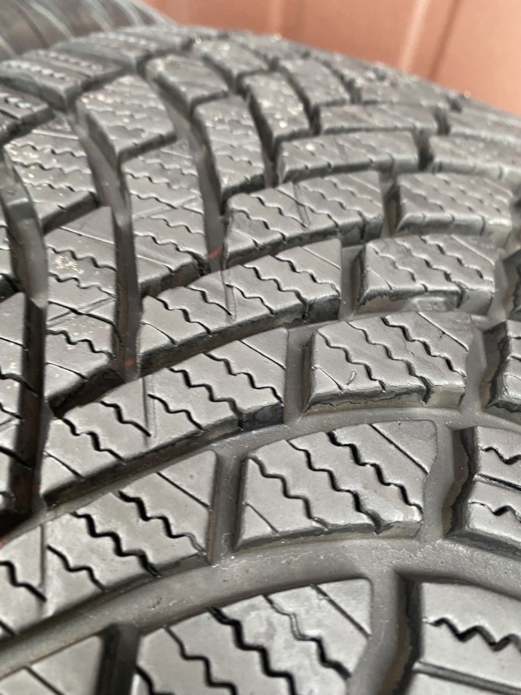 Opony 215/60r16 Bridgestone 90% bieżnika