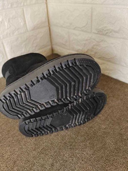 Дитячі черевики уггі 26р