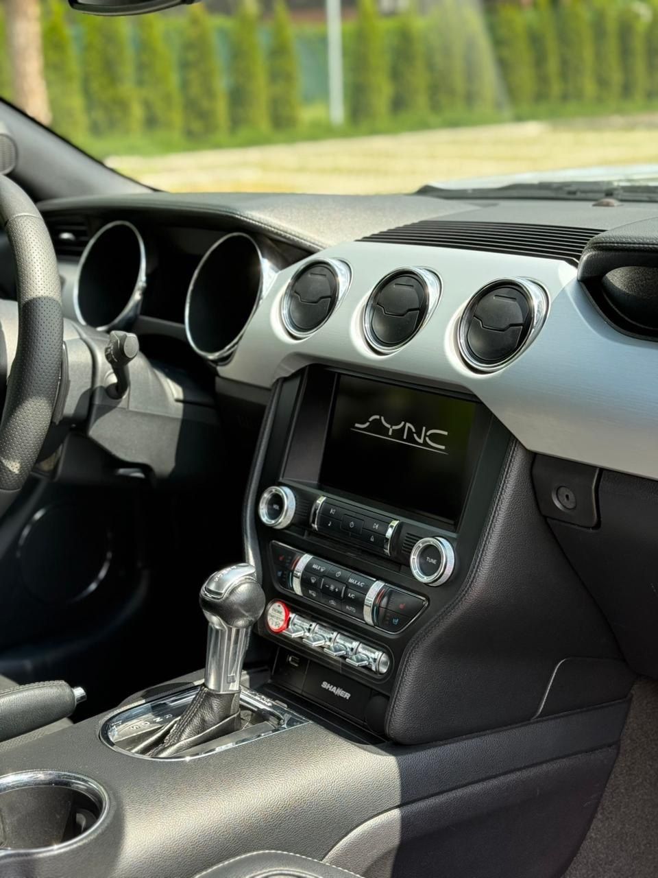 Оренда Ford Mustang Кабріолет