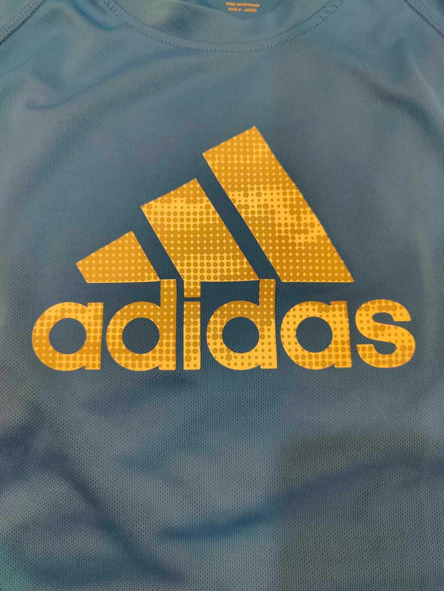 T-shirt Adidas climalite tam. XL em excelente estado