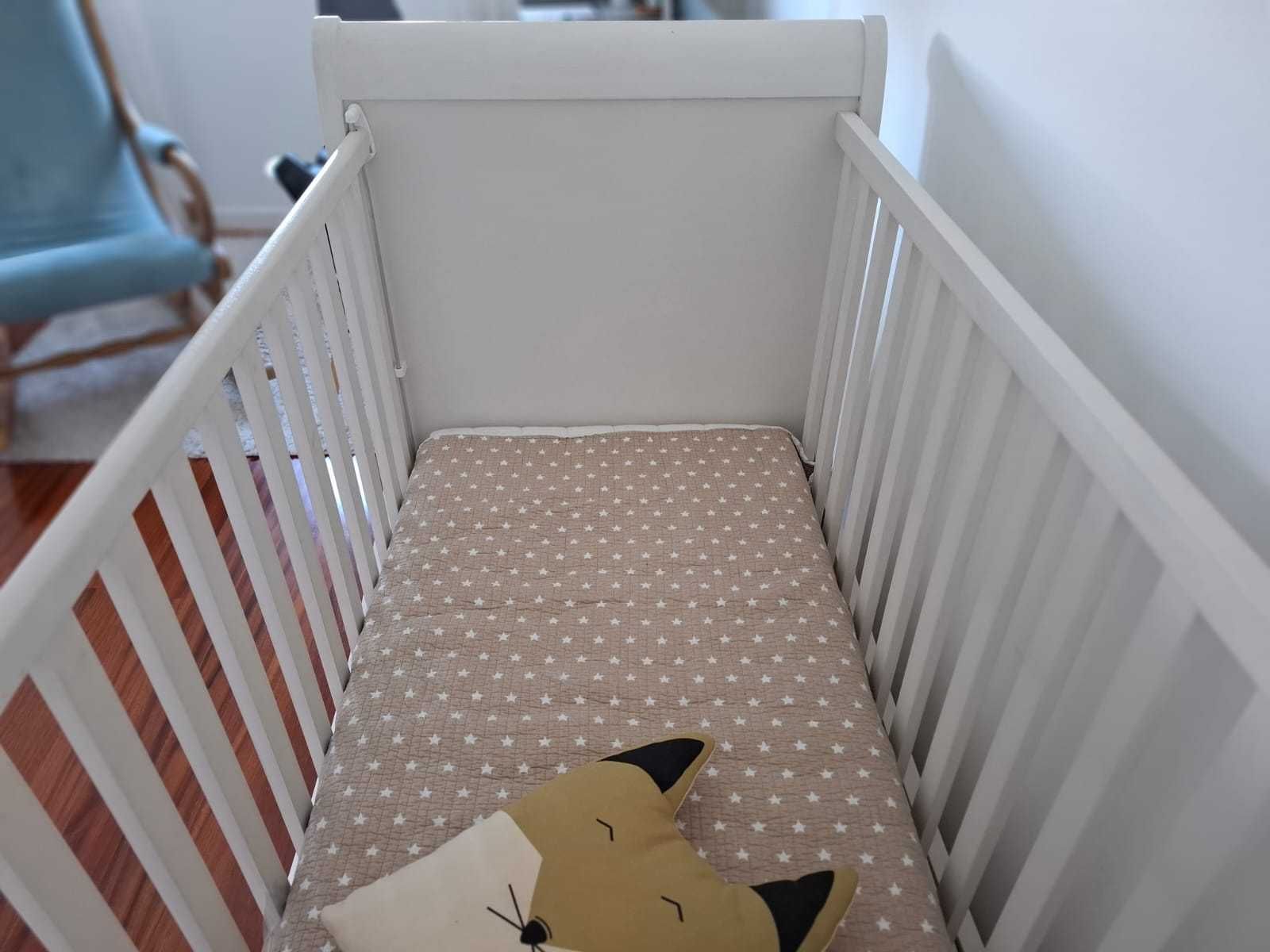 Quarto bébé com charme francês