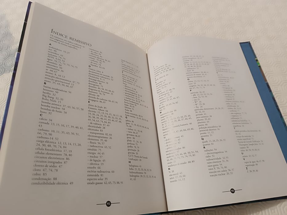 A Matéria. Enciclopédia Pedagógica Universal. Como Novo