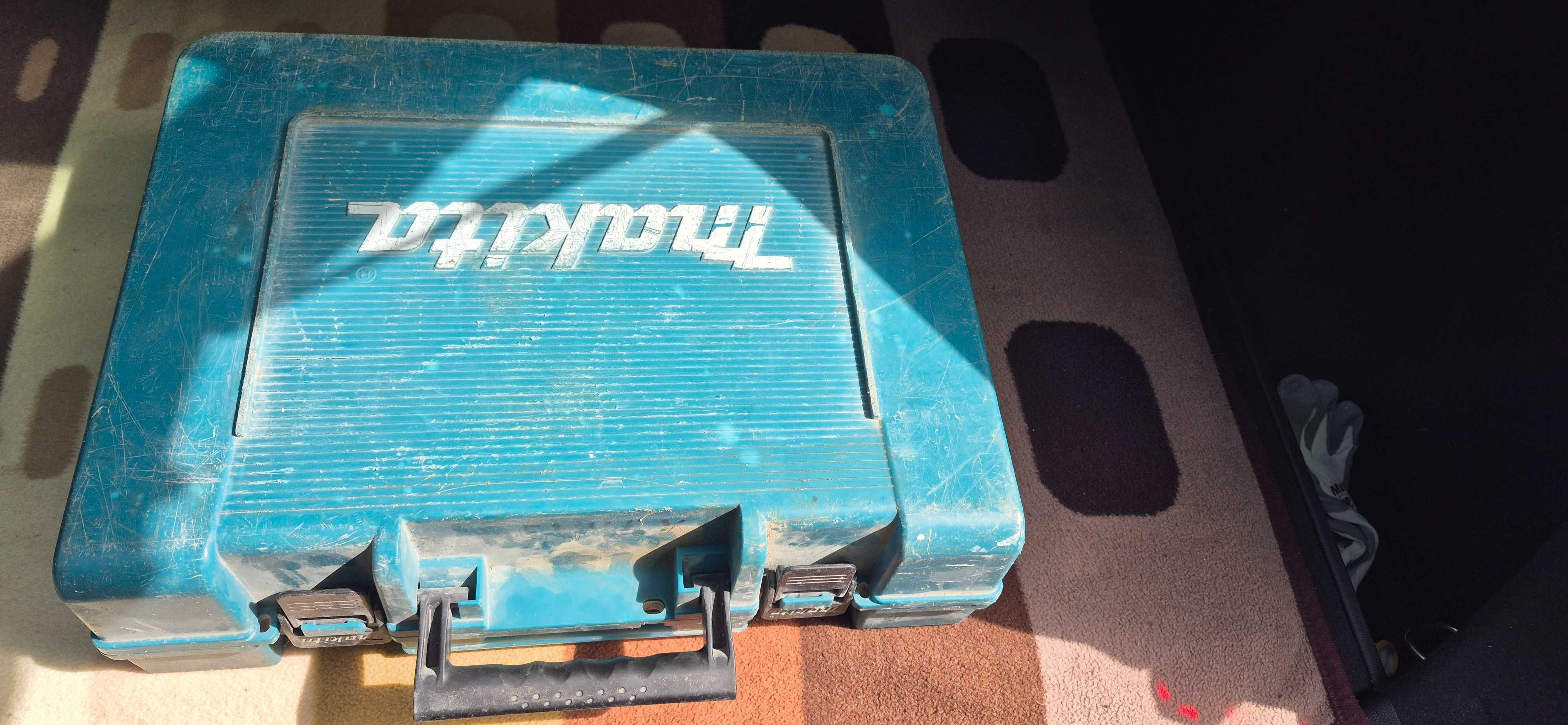 Etui duża walizka do elektronarzędzi wiertarko wkretarka Makita.