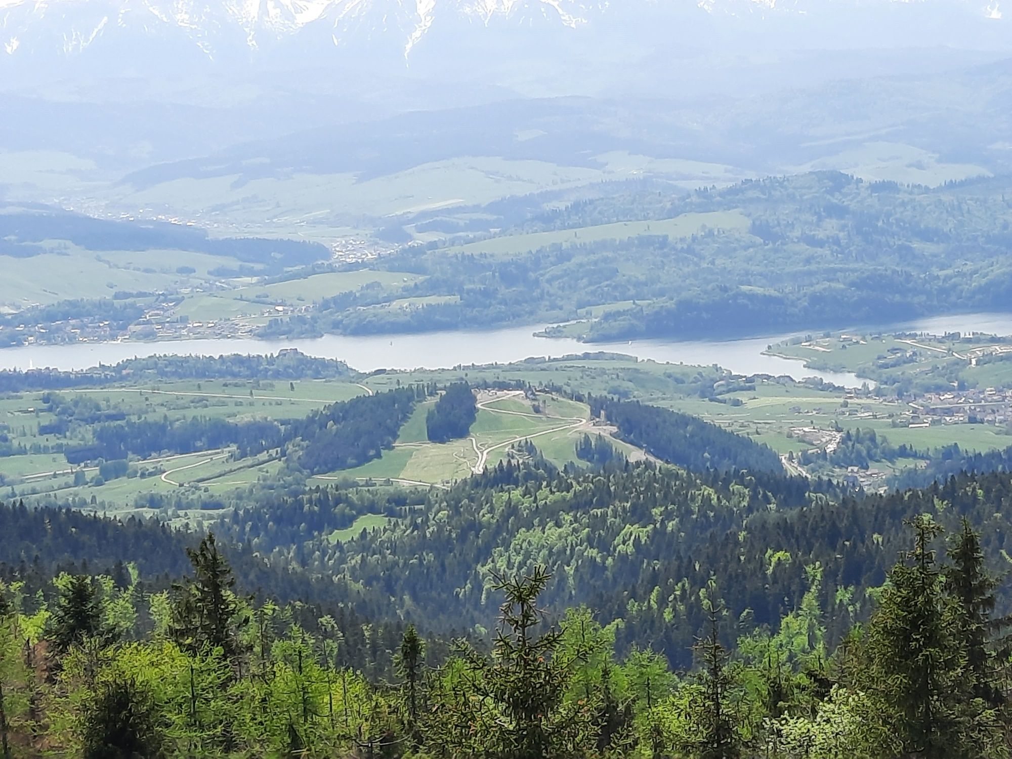 Noclegi w górach nad jeziorem