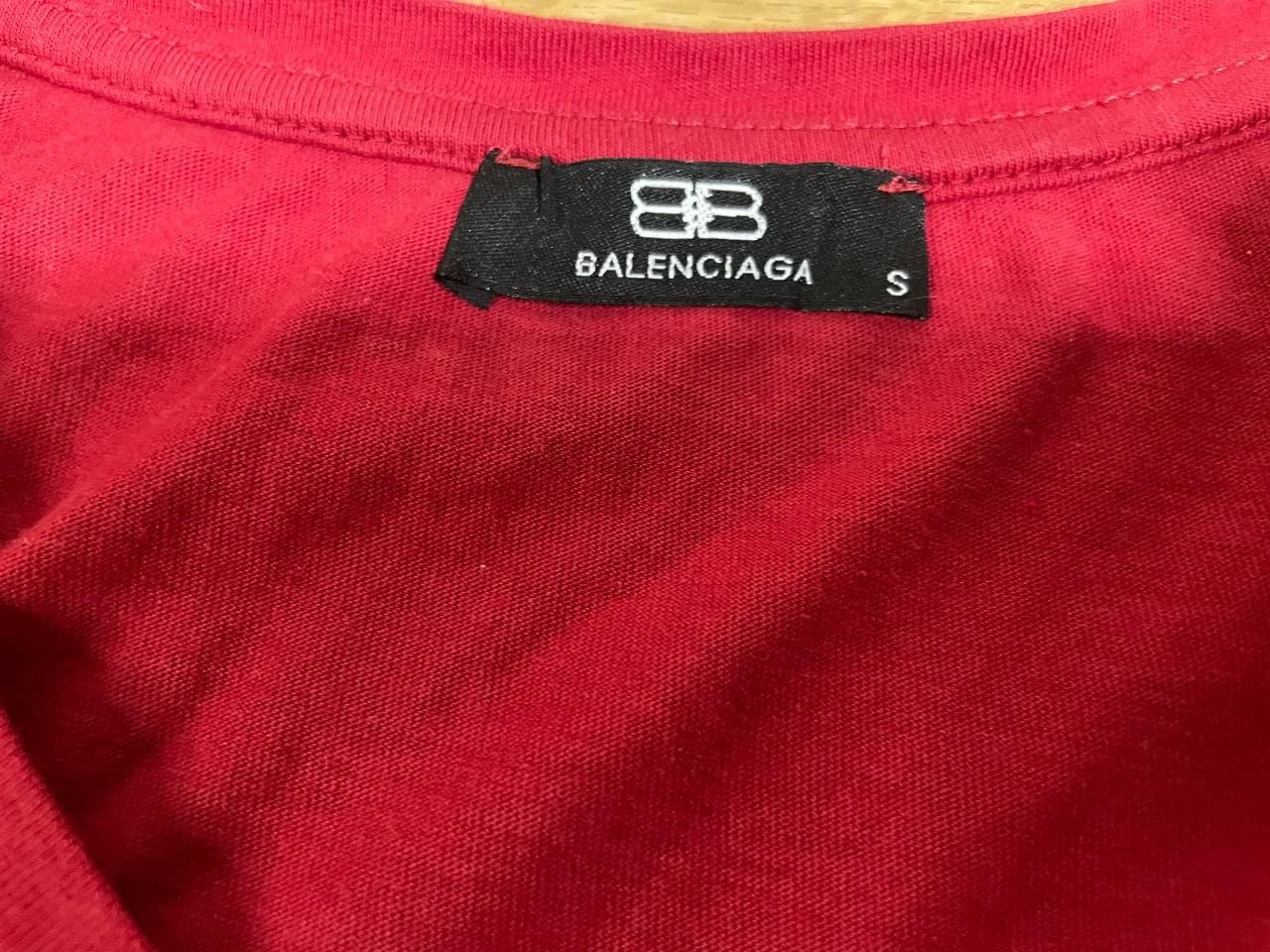 Жіноча футболка Balenciaga (S)