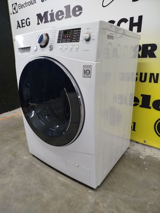 Пральна машина фірми LG, модель F1480QDS