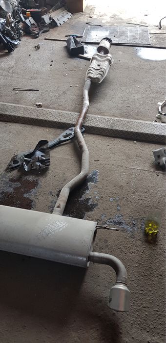 Вихлопна Ford Edge 2.0 АWD  РАЗБОРКА