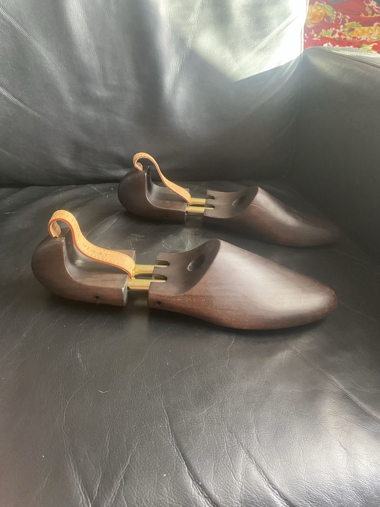 Prawidła do butów Louis Vuitton rozmiar 42