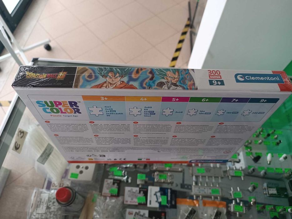 Puzzle Clementoni Dragon Ball Super 33,5x48,5cm 300 peças