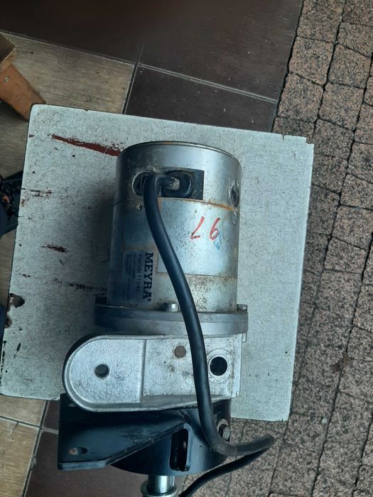 Silniki elektryczny 24V z przekładnią kątową, motoreduktor,wózek inwal