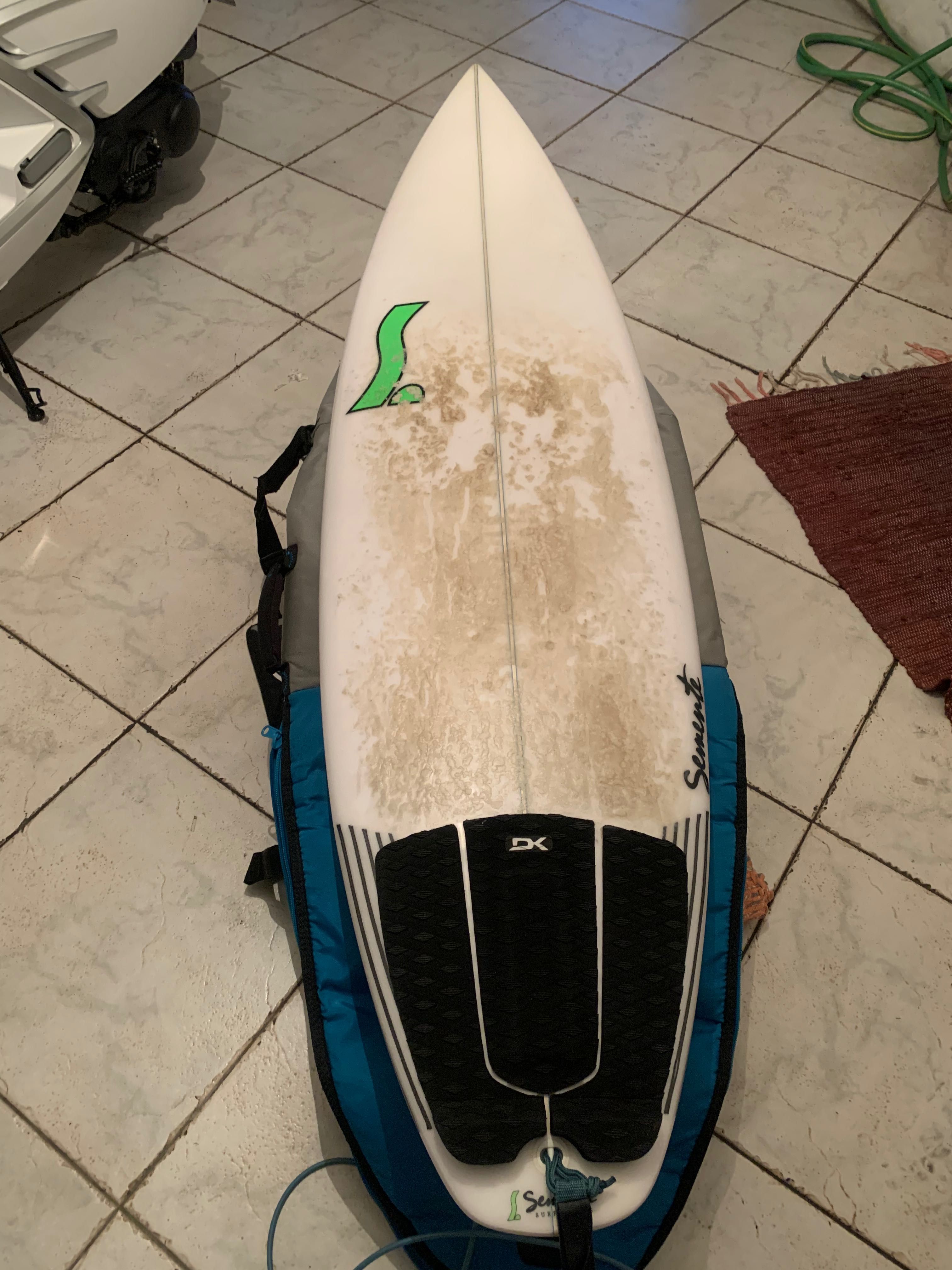 Prancha surf semente 5.9 com 26 litros