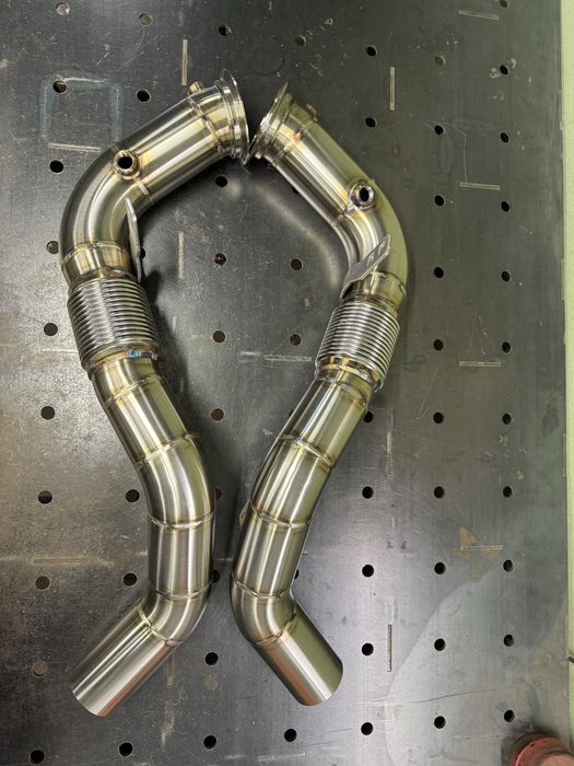 Даунпайп bmw  f06 f07  f10 f15 f95 g30 n63 downpipe bmw n63 s63
