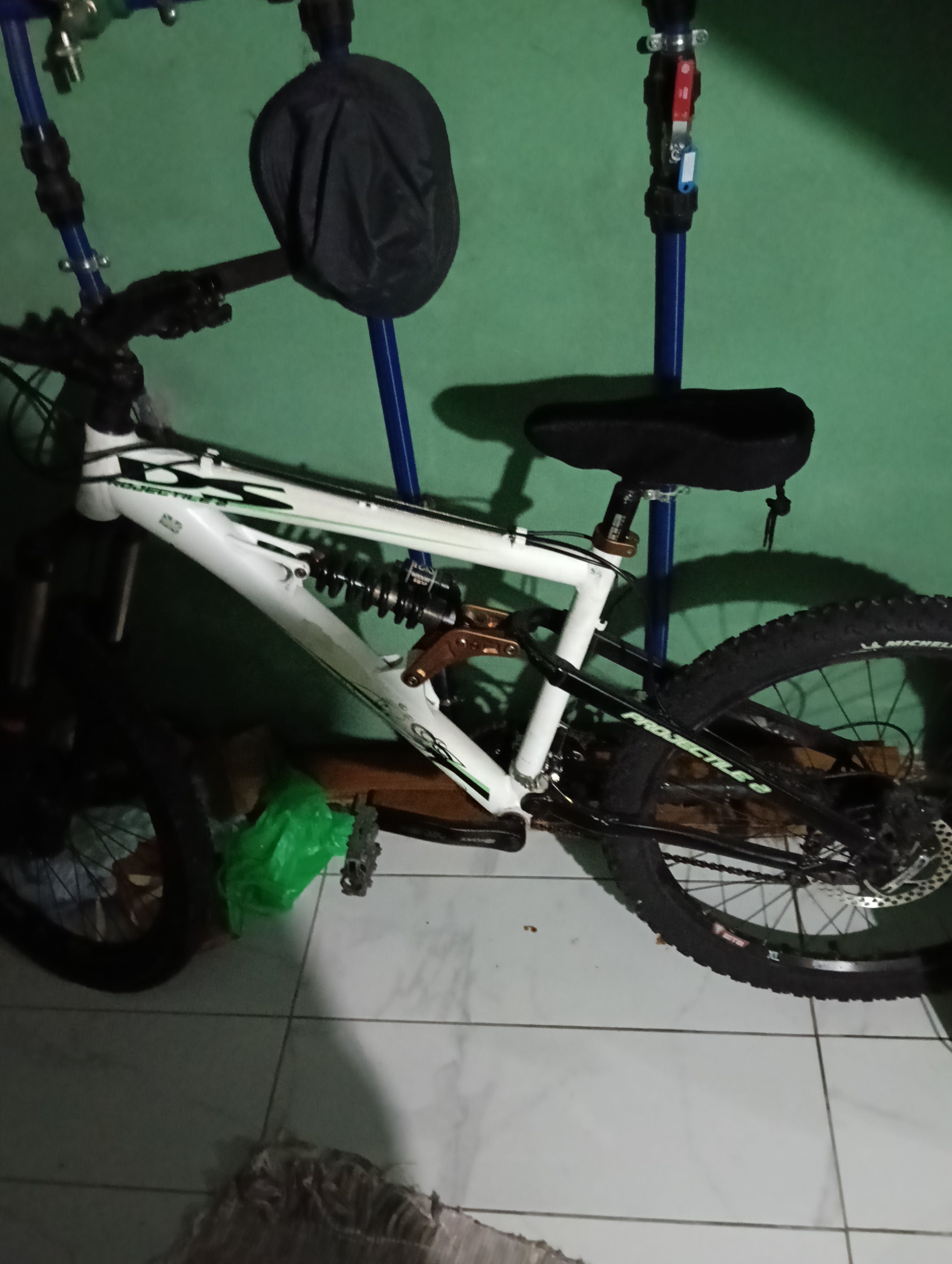Vendo bicicleta como nova
