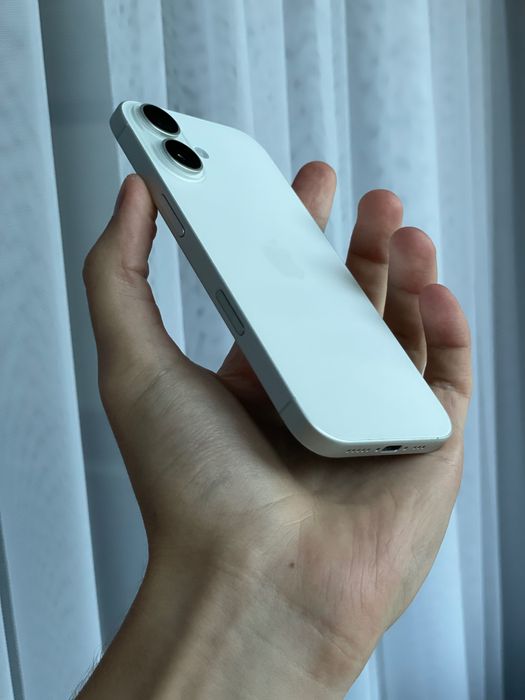 ‼️ iPhone 16 128 Гб + чохол чудовий стан, телефон