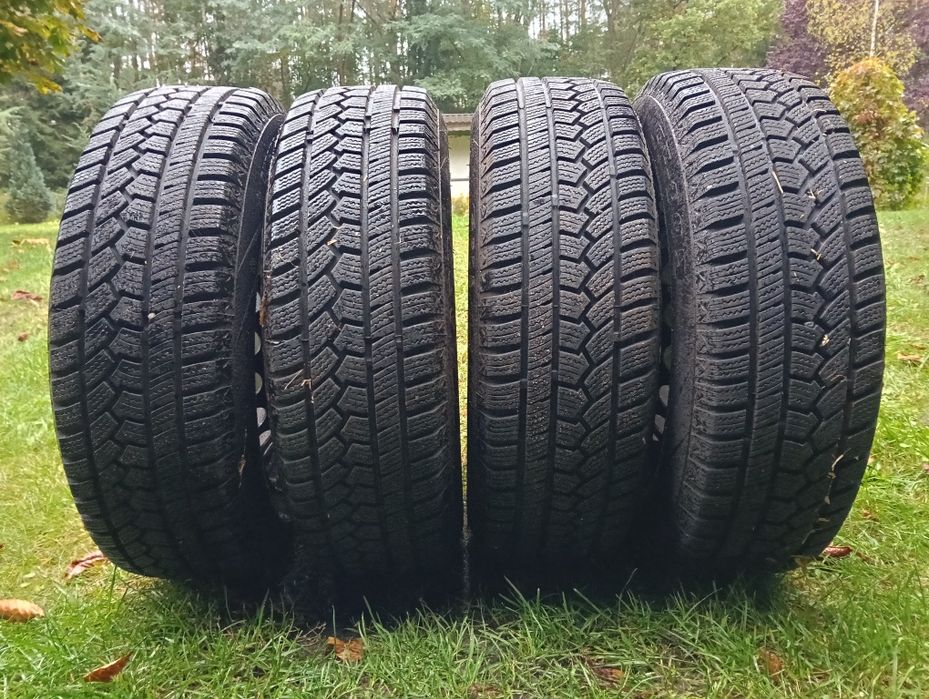 Opony zimowe  195/65 R15 felgi stalowe 112/5  et 57,1 l