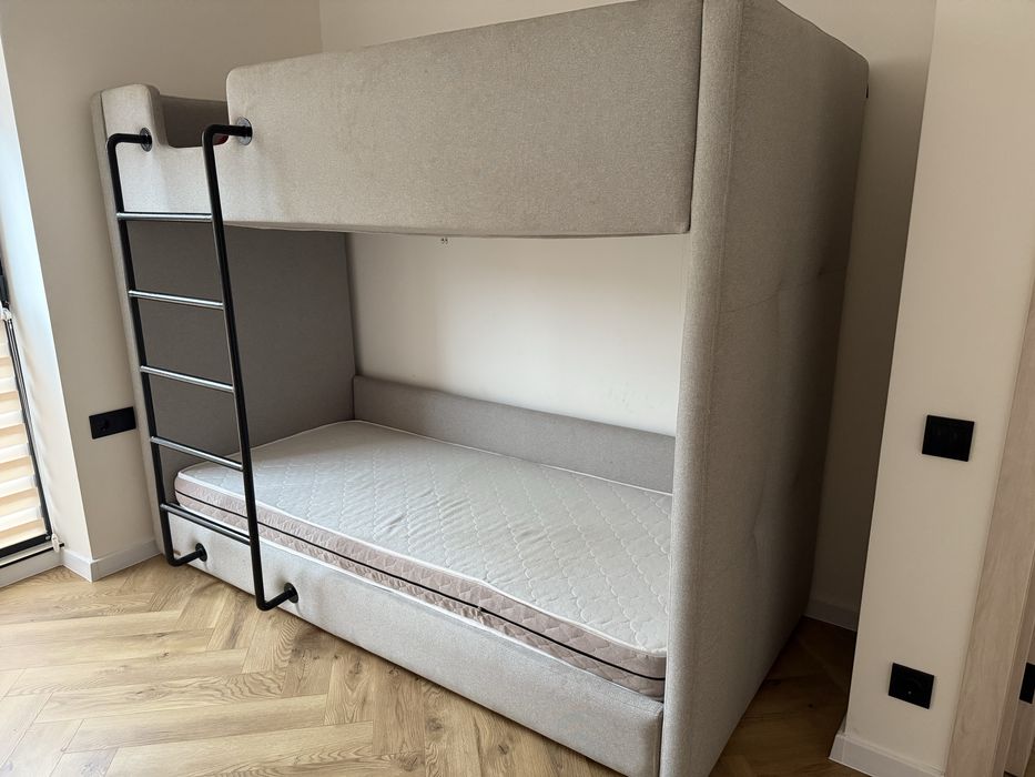 Ліжко Джамбі Frankof