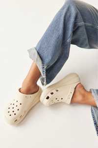 Крокси на високій платформі crocs crush w6 w7 w8 w9