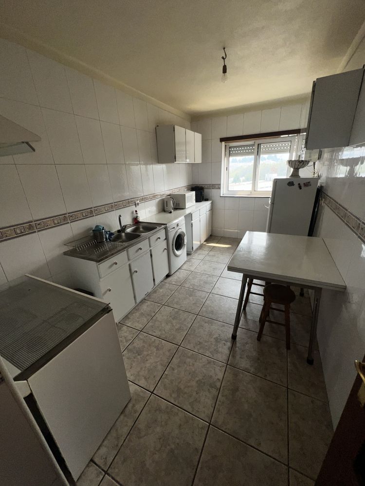 Quarto para estudante frente ao IPB mobilado