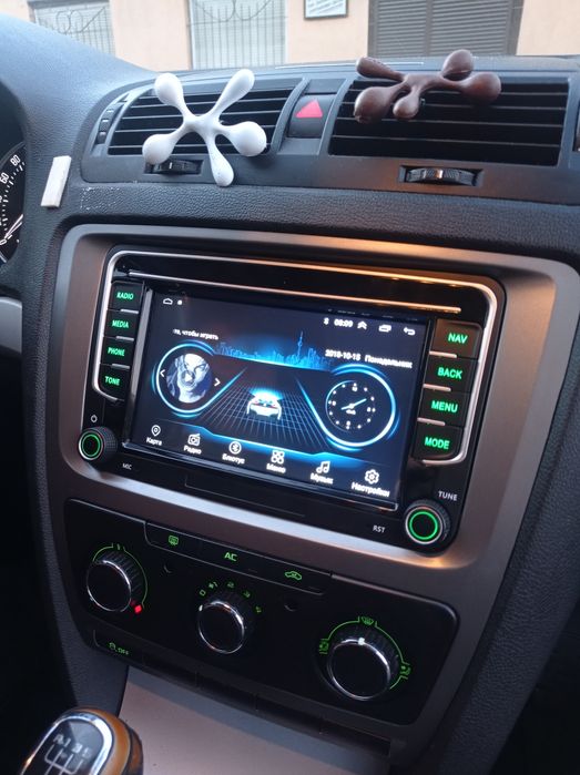Магнитола 2/32 Skoda Octavia Fabia Superb Rapid  Yeti Roomster