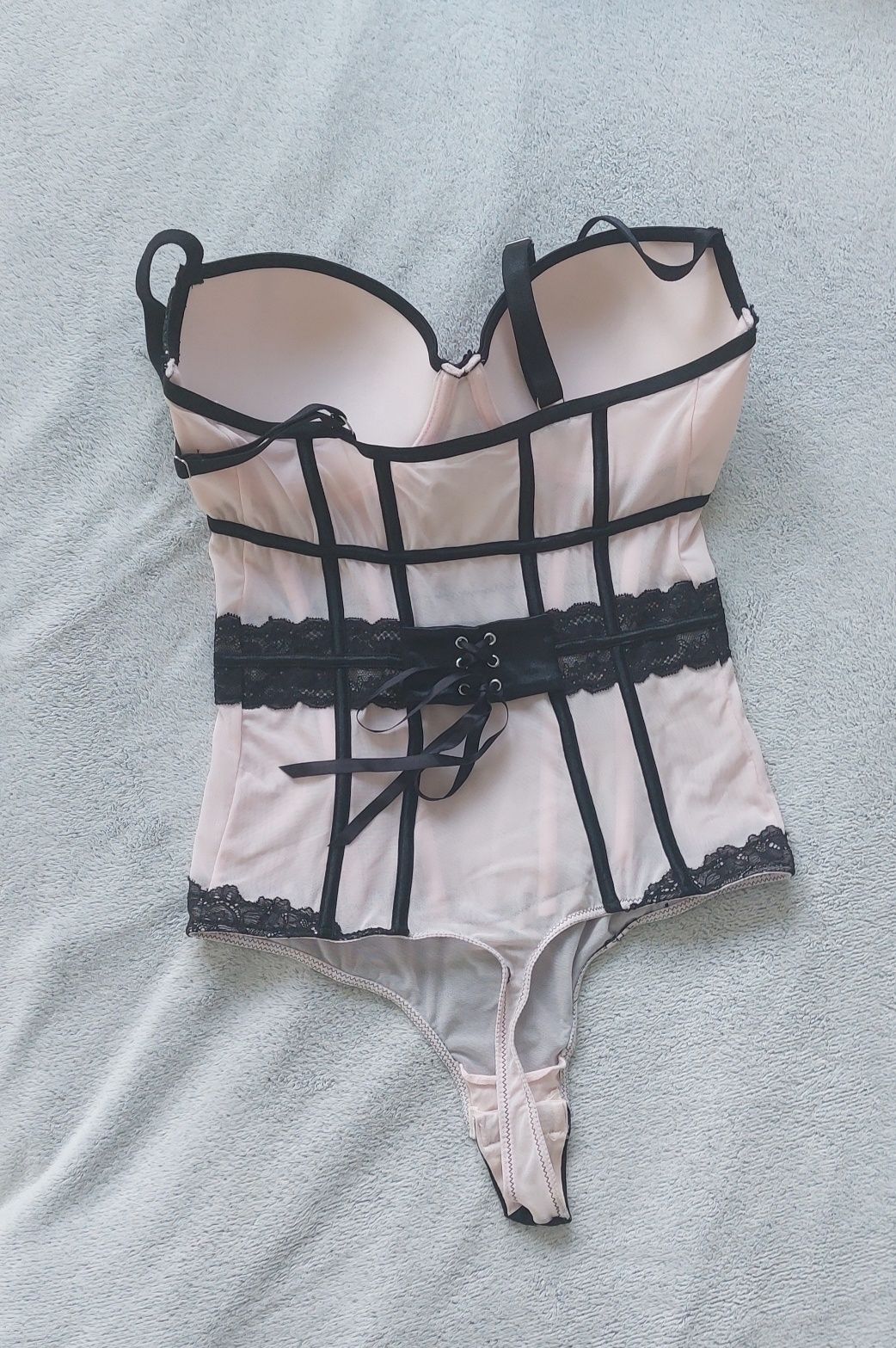 Body Stringi pastelowy Róż S