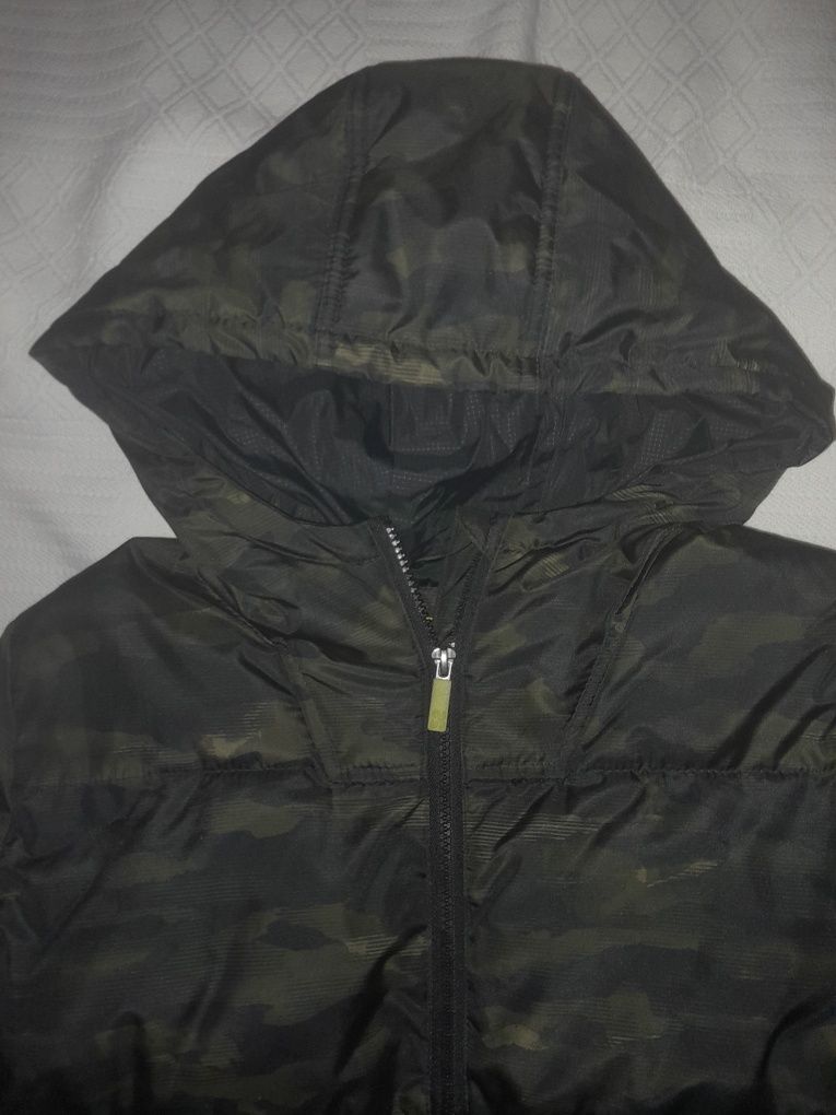 Kurtka C&A type anorak z kapturem dla chlopca r.182 cm.