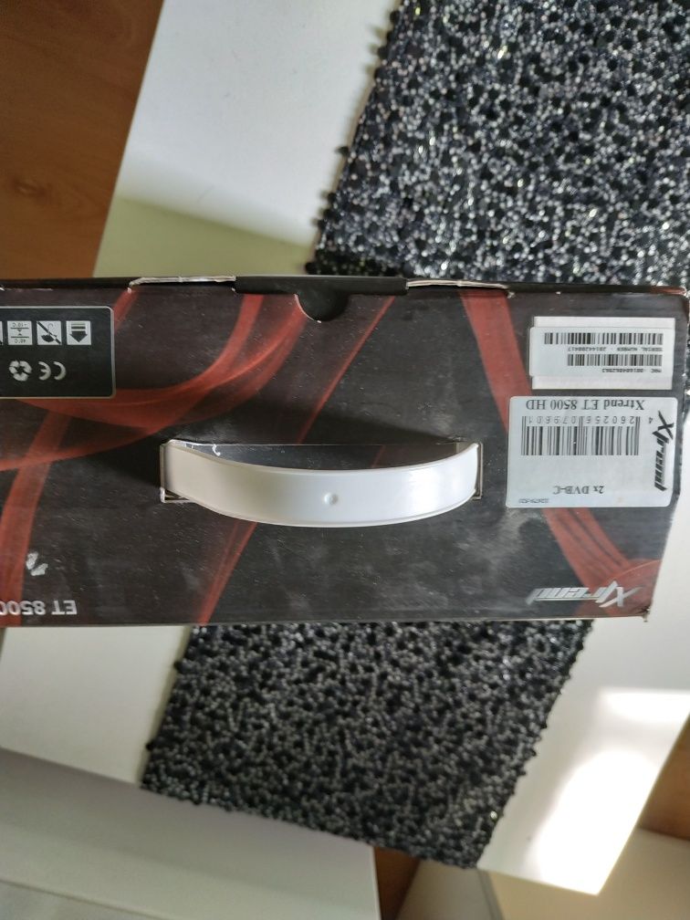 Xtrend ET 8500 tuner DVB-T2,DVB-C,DVB-S