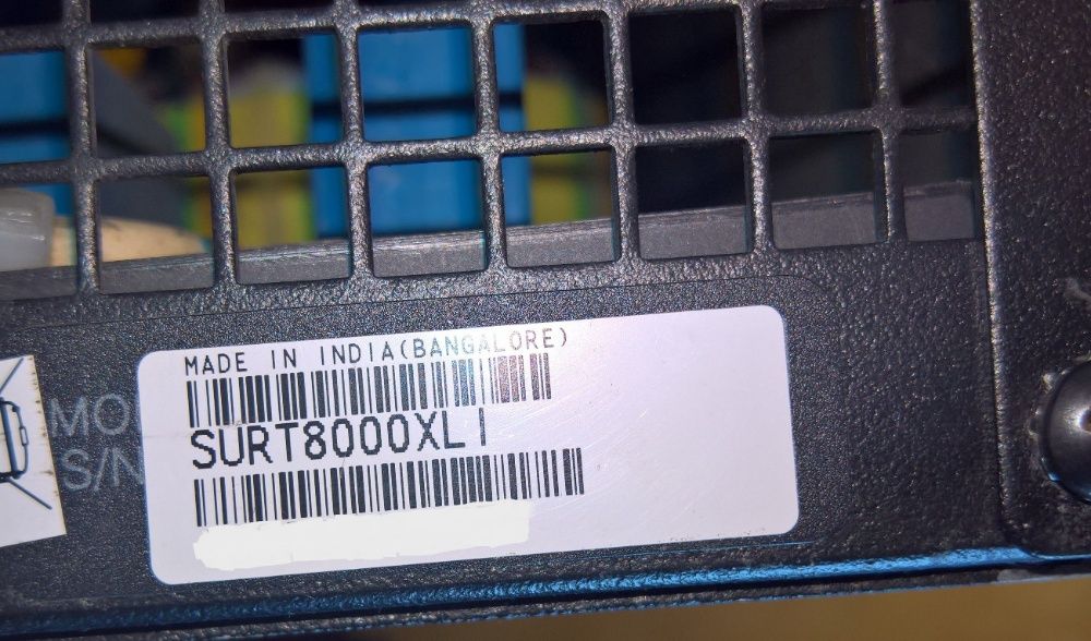 Источник бесперебойного питания ИБП APC Smart-UPS RT8000VA