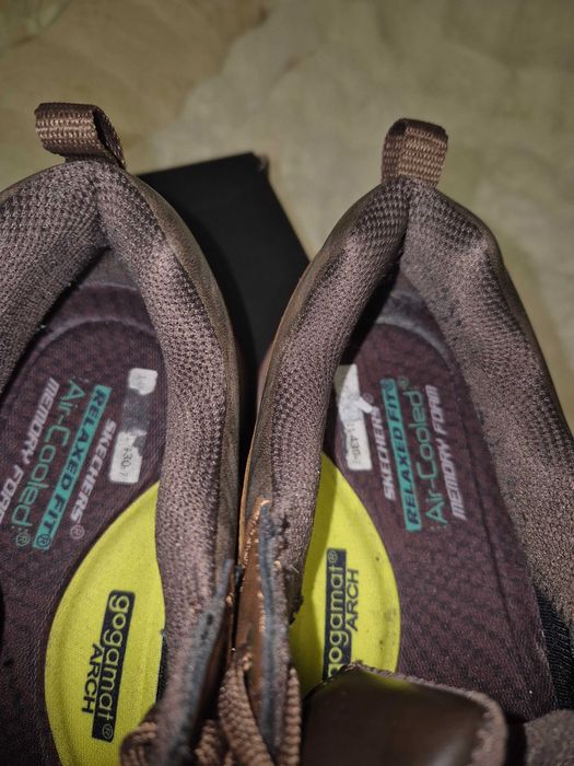 Комфортні кросівки Skechers Benago-Treno Америка