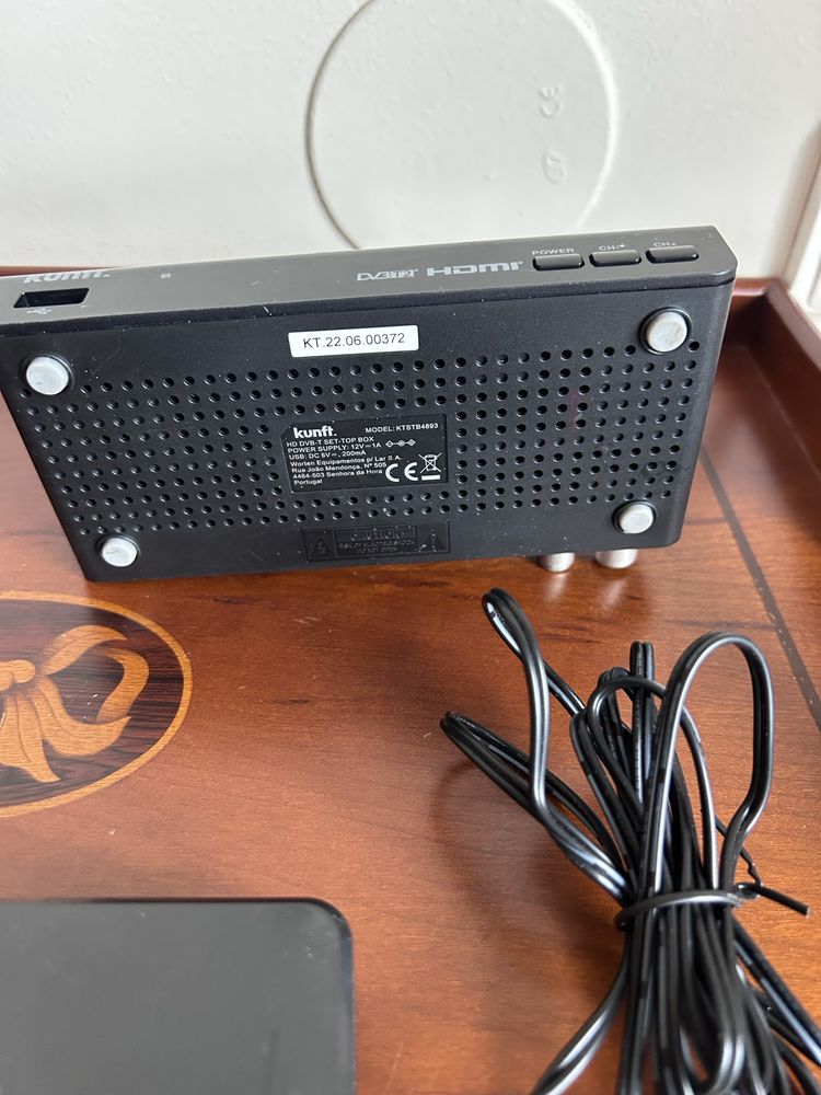 TDT para televisor com comando novo