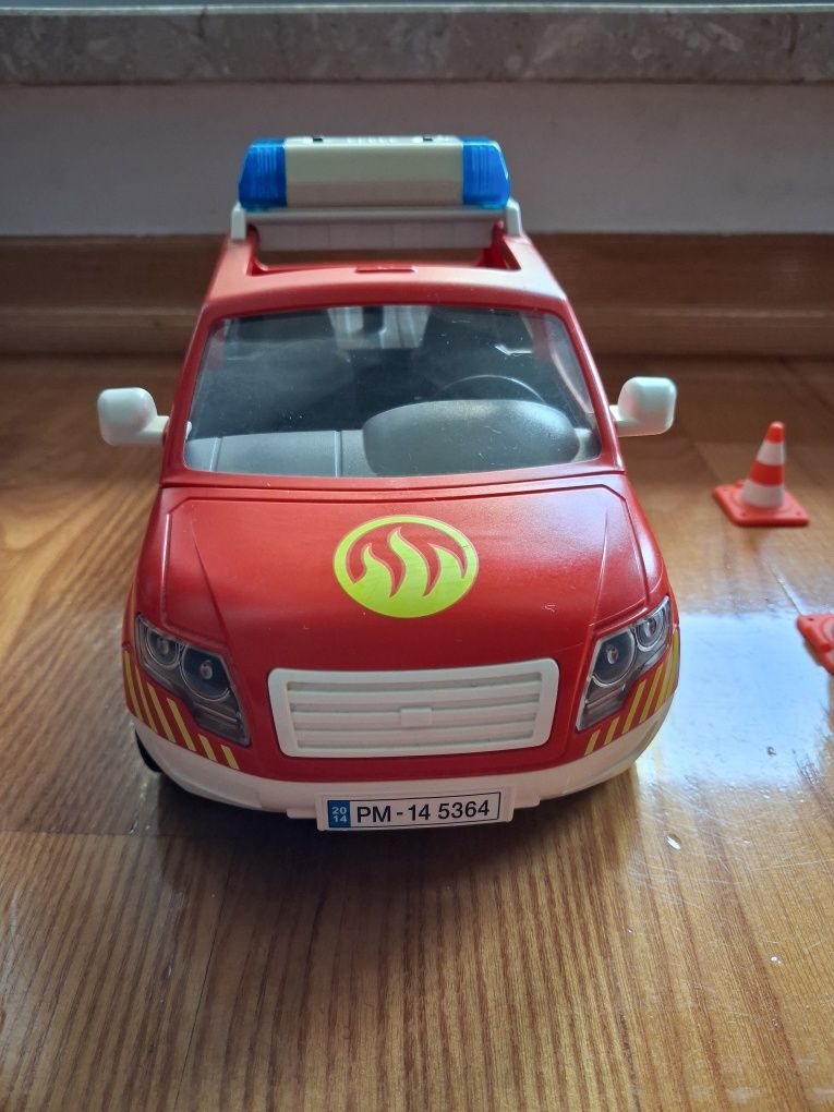 Playmobil 5364 wóz strażacki Samochód Komendanta Straży Pożarnej