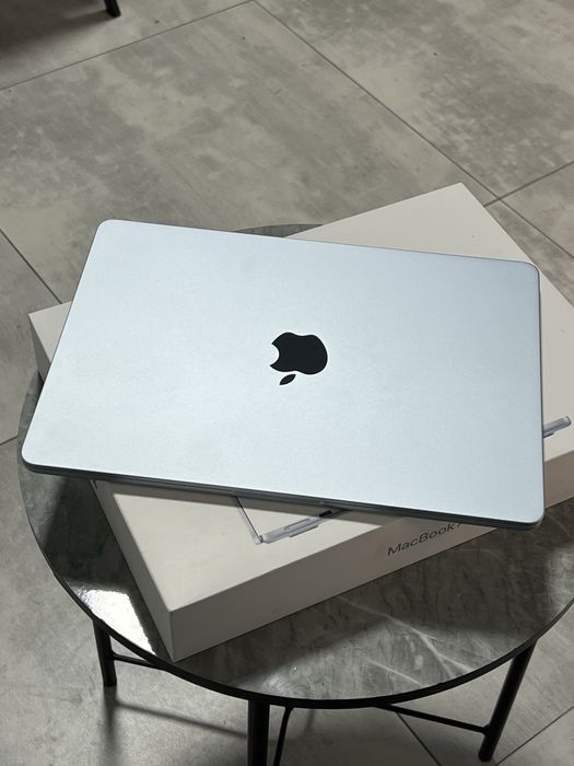Macbook air 2025 256 gb blue.Мак бук аір 2025 256 гб синій