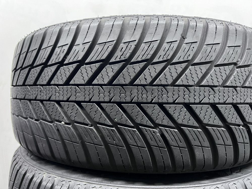 2шт всесезон 215/45/R17 7,2мм 2019р Nexen Nblue 4 Season