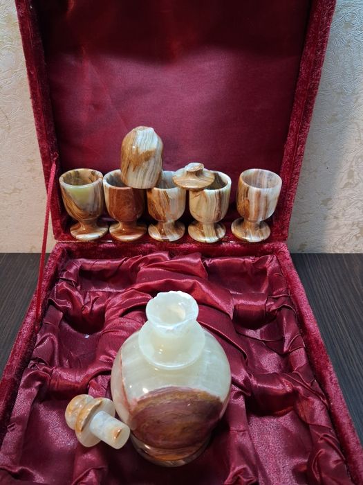 Набор оникс битый.