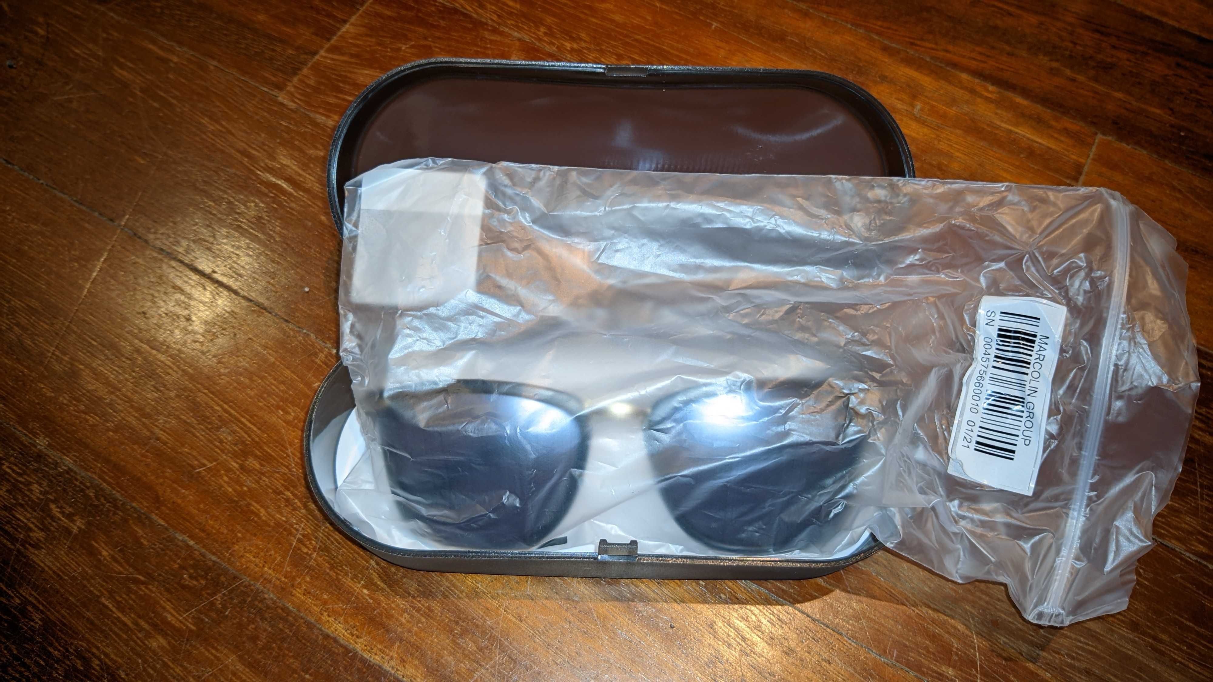 Óculos de Sol Guess -Unisexo- Produto original NOVO