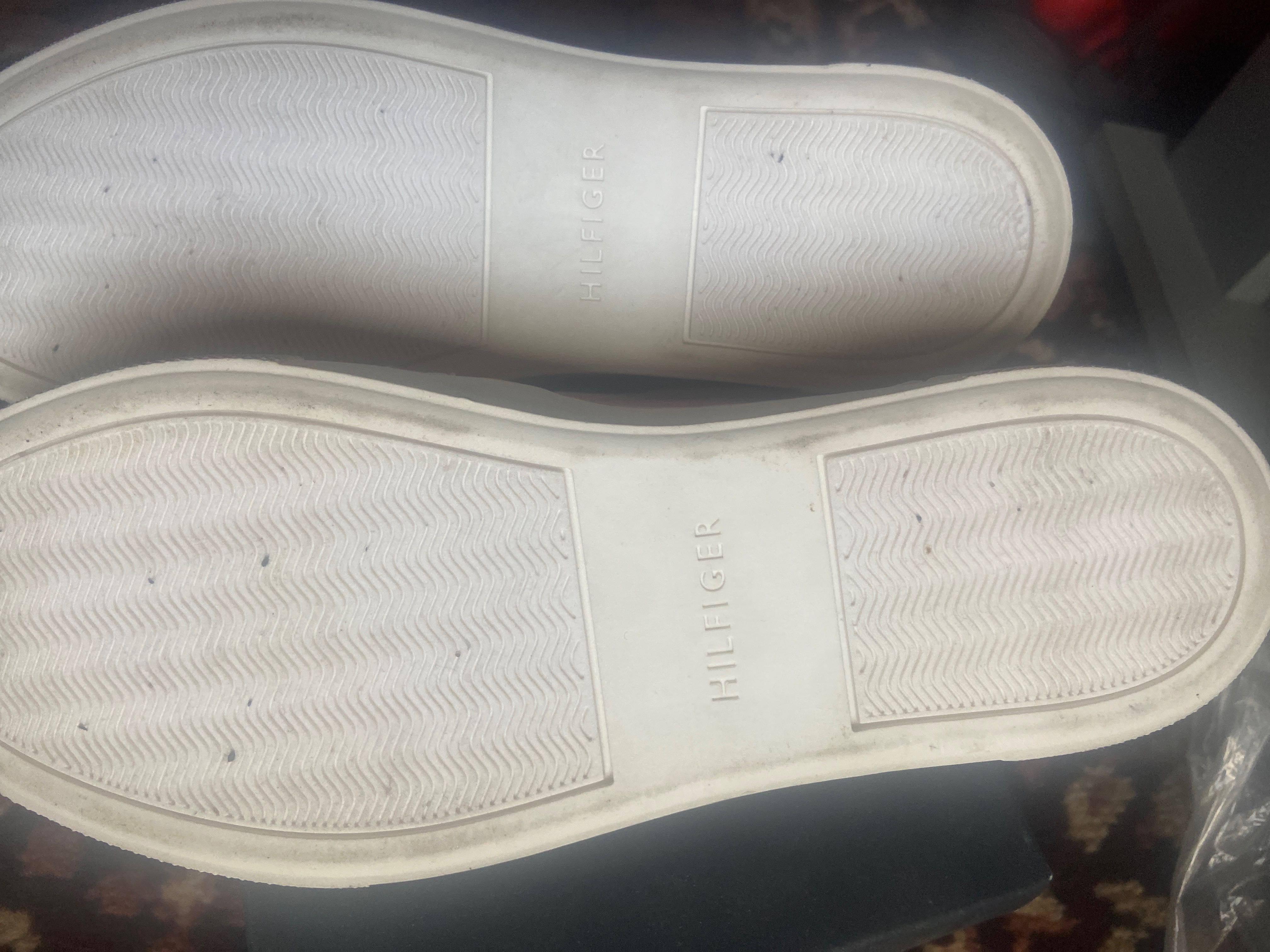 Сліпоти Tommy Hilfiger