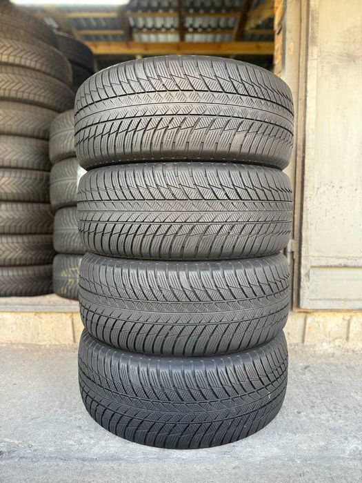 Зимові шини 245/50 R19 BRIDGESTONE Blizzak LM001 Run Flat