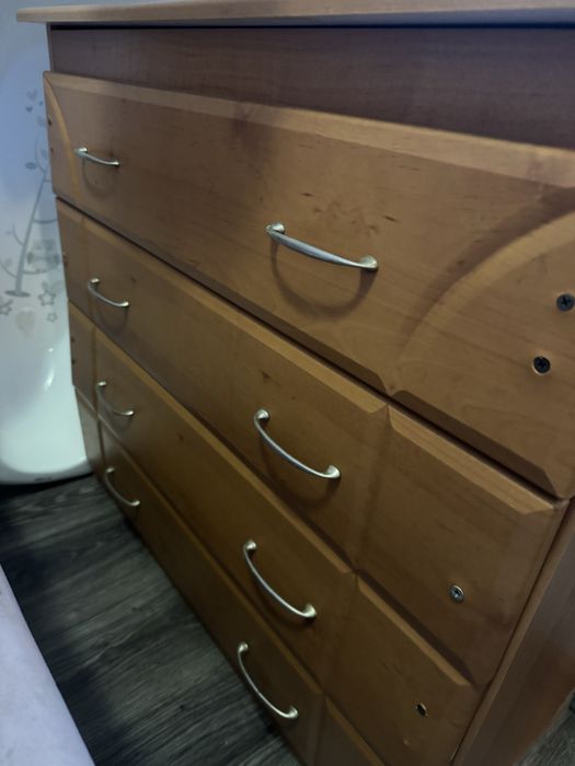 Комод для кімнати