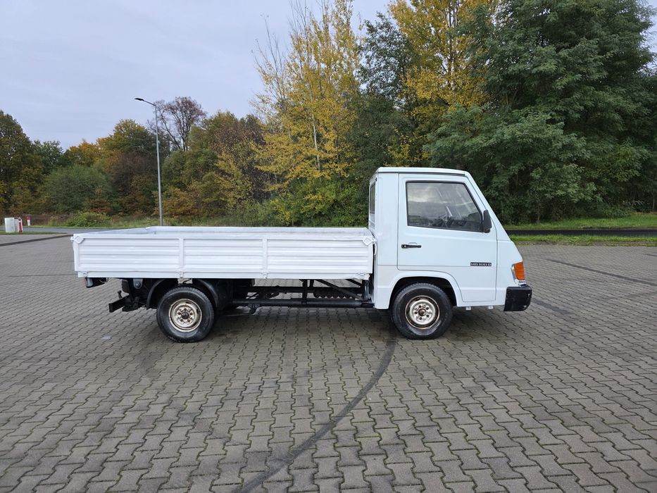 Mercedes MB100D niski przebieg,bez korozji,zadbany