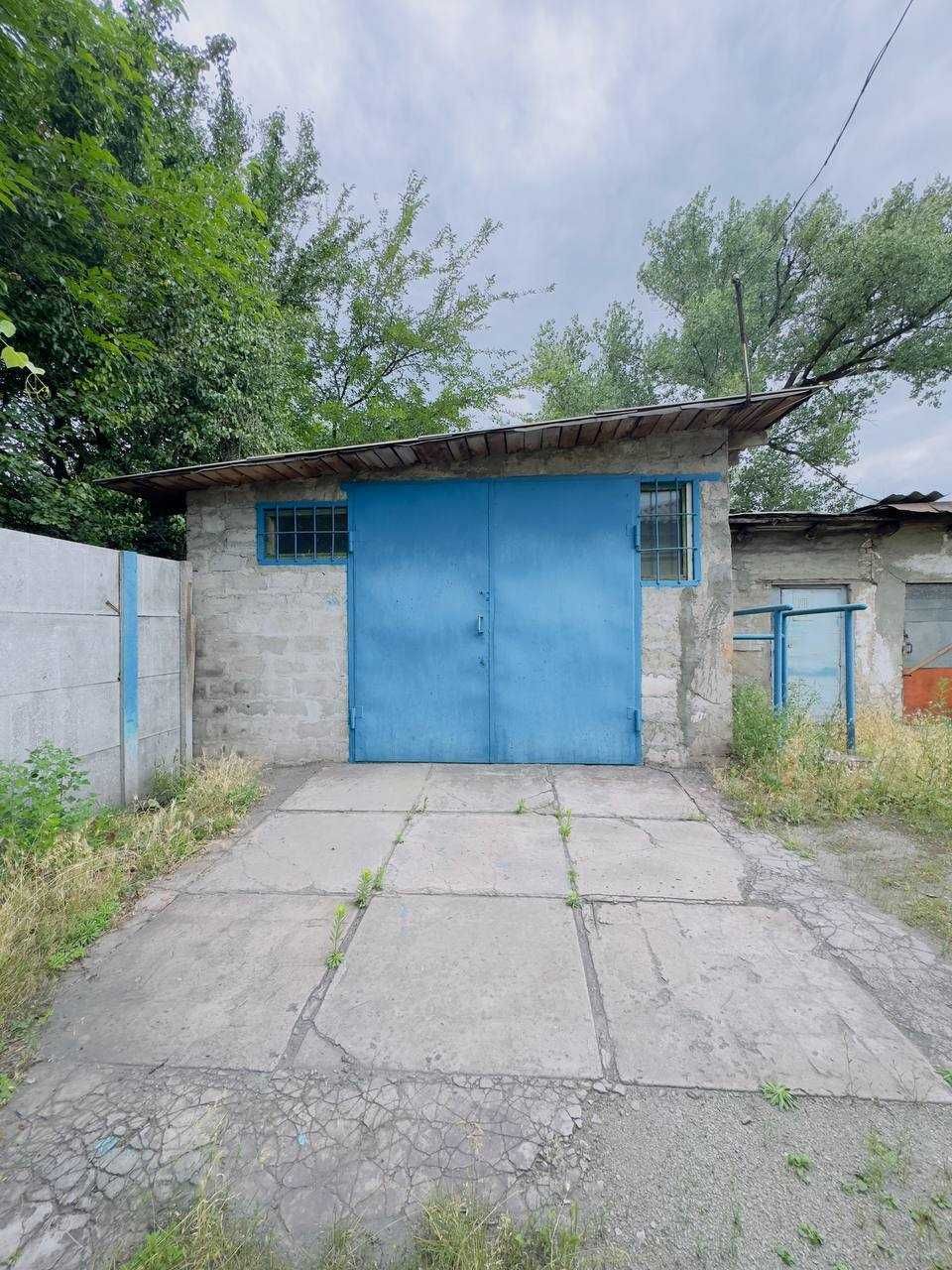 Частина БУДИНКУ, 54.1 кв.м, в ЦЕНТРІ міста, парк