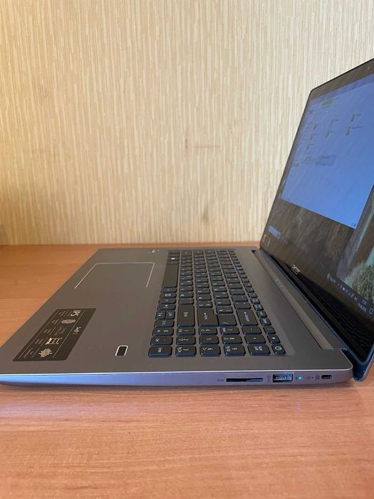 Ноутбук Acer Swift 3 SF315-41 з доданим SSD на 512 Гб
