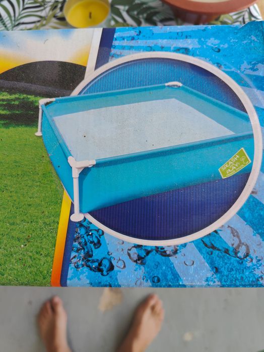 Piscina quadrada para crianças 122x122 Altura 30,5 cm