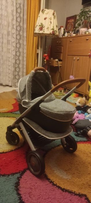 Wózek dziecięcy.