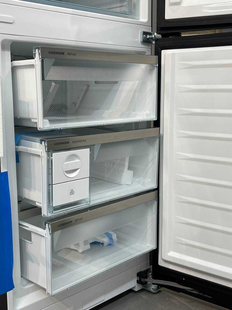 Новий Холодильник Liebherr CBNbsa 5753